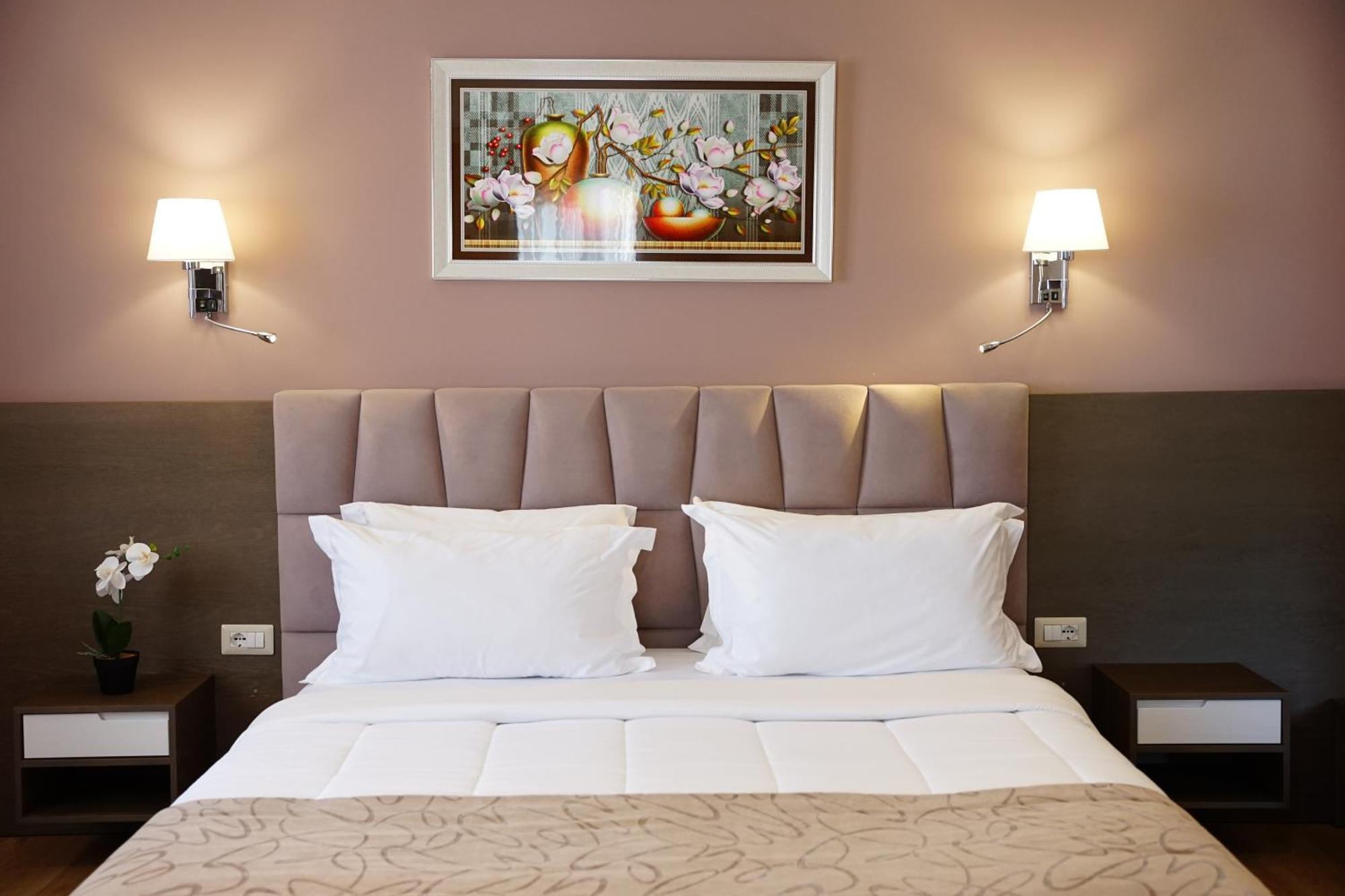 Doanesia Premium Hotel & Spa Mezez Eksteriør billede